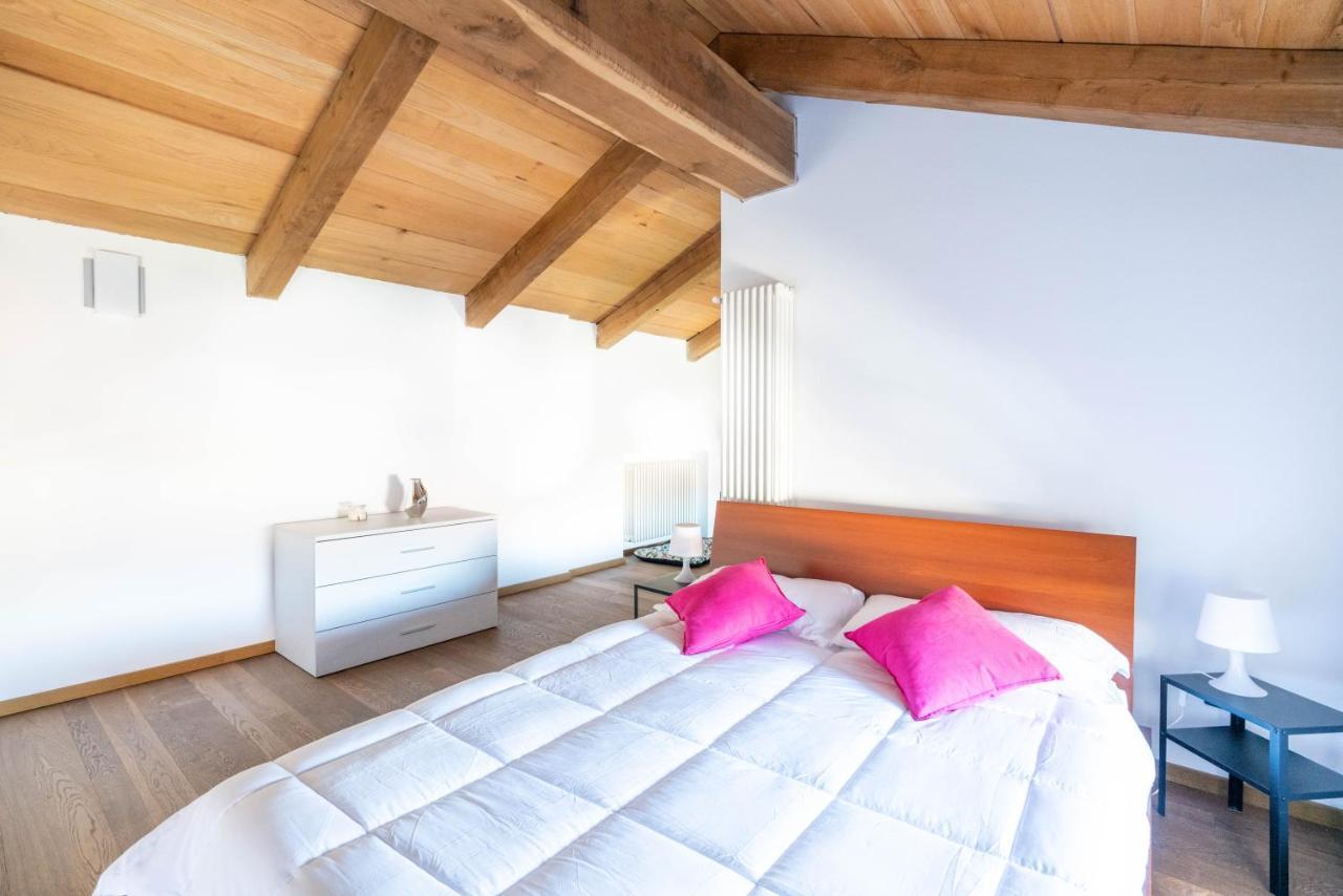 Apartament La Finestra Sulle Langhe - M3Langhe Cherasco Zewnętrze zdjęcie