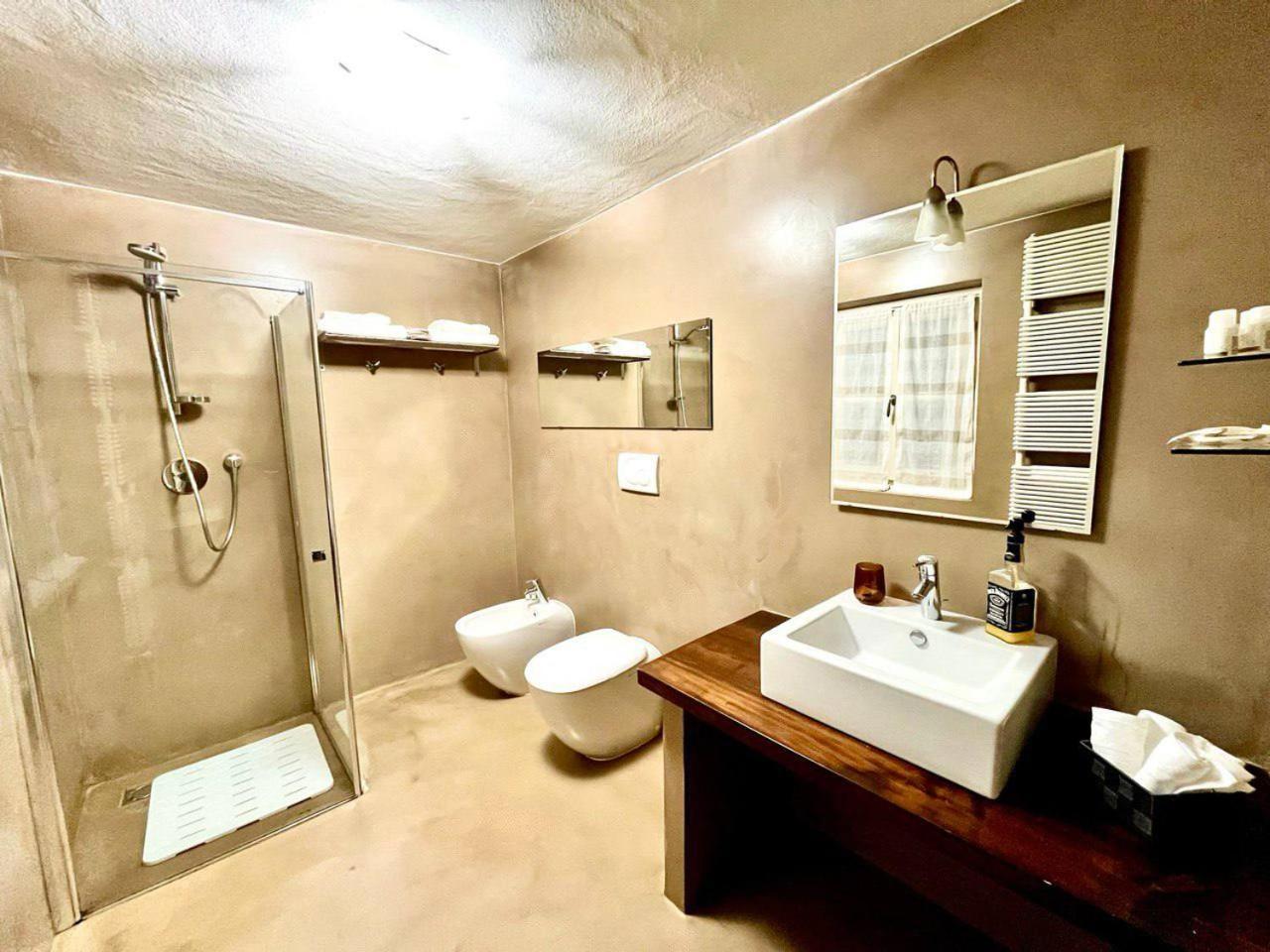 Apartament La Finestra Sulle Langhe - M3Langhe Cherasco Zewnętrze zdjęcie