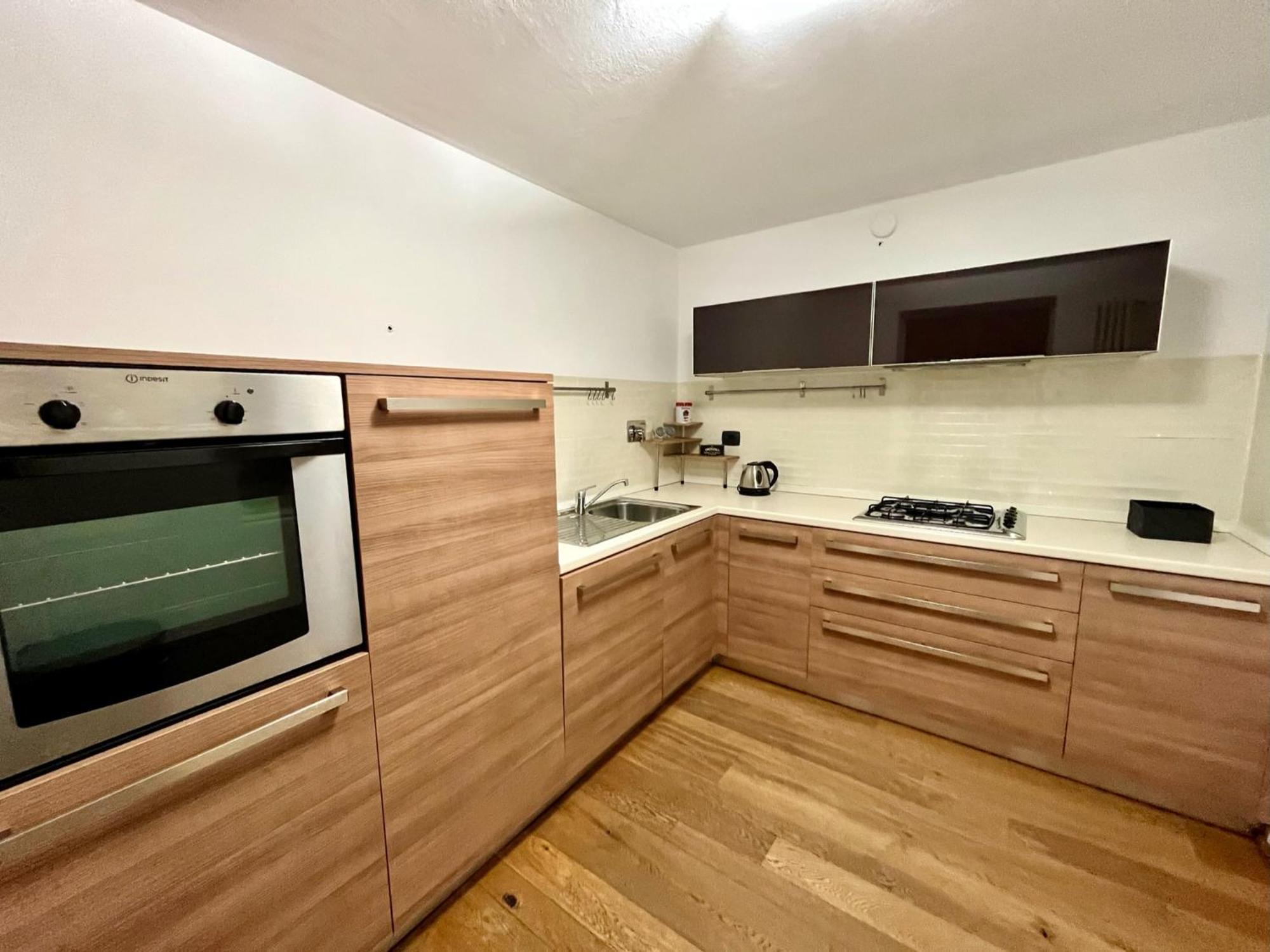Apartament La Finestra Sulle Langhe - M3Langhe Cherasco Zewnętrze zdjęcie